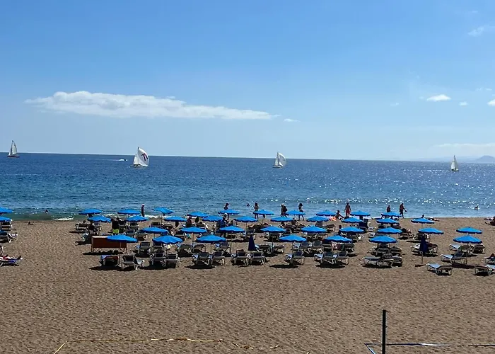 Casa Laura * بويرتو ذيل كارمين